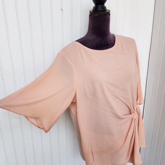 Cream 3/4 Sleeve Asymmetrical Tie Front Tunic - Picture 6 of 12